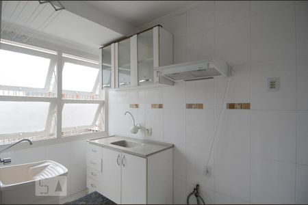 Cozinha de apartamento à venda com 1 quarto, 36m² em Partenon, Porto Alegre