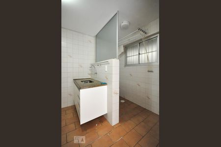 Cozinha e Área de Serviço de apartamento para alugar com 1 quarto, 50m² em Cambuí, Campinas