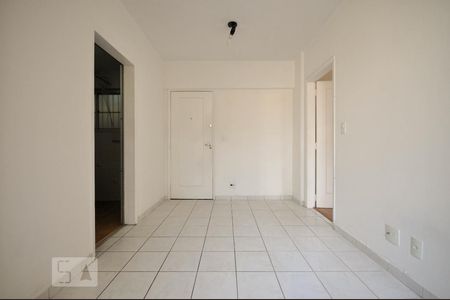 Sala de apartamento para alugar com 1 quarto, 50m² em Cambuí, Campinas