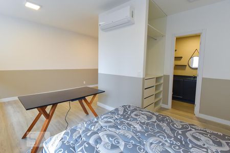 Quarto de apartamento à venda com 1 quarto, 38m² em Marechal Rondon, Canoas