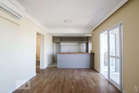 Sala de apartamento para alugar com 3 quartos, 91m² em Novo Taquaral, Campinas