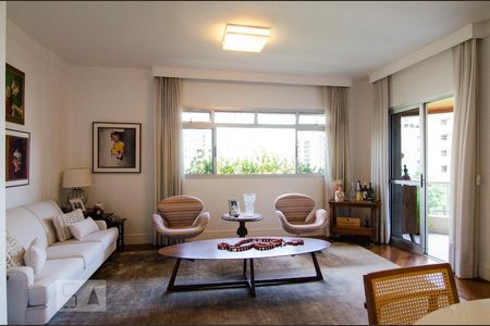 Sala de apartamento à venda com 3 quartos, 143m² em Cambuí, Campinas