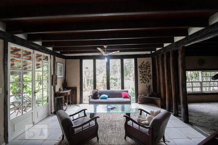 Casa para alugar com 4 quartos, 400m² em Vargem Grande, Rio de Janeiro