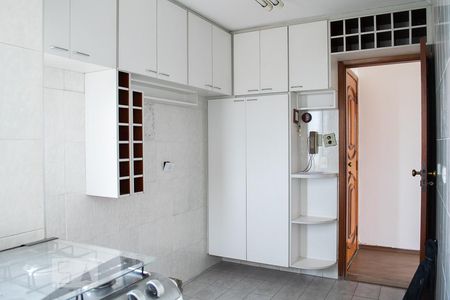 COZINHA de apartamento à venda com 2 quartos, 54m² em Vila Marina, São Paulo