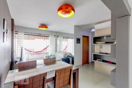 Sala de apartamento para alugar com 2 quartos, 67m² em Setor Bela Vista, Goiânia