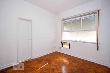 Sala/Quarto de kitnet/studio para alugar com 1 quarto, 30m² em Flamengo, Rio de Janeiro