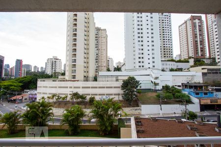 Vista de apartamento para alugar com 1 quarto, 40m² em Super Quadra Morumbi, São Paulo