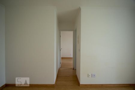 Corredor de apartamento para alugar com 1 quarto, 40m² em Super Quadra Morumbi, São Paulo