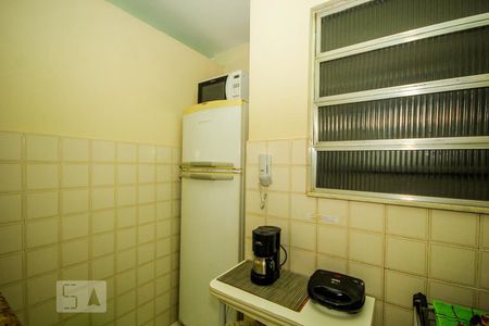 Cozinha de kitnet/studio para alugar com 1 quarto, 29m² em Copacabana, Rio de Janeiro