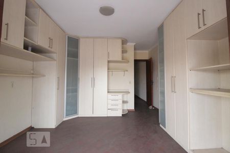 Quarto 1 de casa à venda com 3 quartos, 360m² em Santa Teresinha, São Paulo