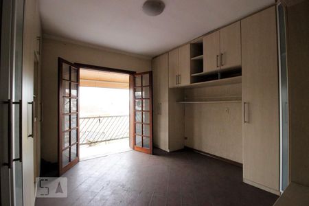 Quarto 1 de casa à venda com 3 quartos, 360m² em Santa Teresinha, São Paulo