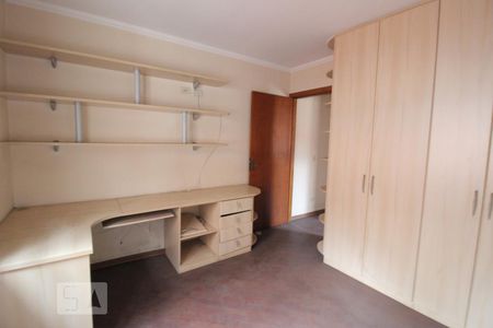 Quarto 3 de casa para alugar com 3 quartos, 360m² em Santa Teresinha, São Paulo