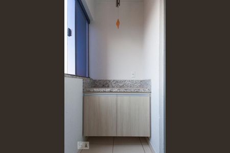 Varanda da Sala de apartamento para alugar com 2 quartos, 65m² em Residencial Eldorado, Goiânia