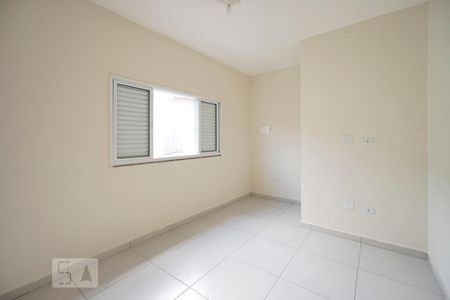 Quarto 01 de casa para alugar com 2 quartos, 74m² em Vila Carrão, São Paulo