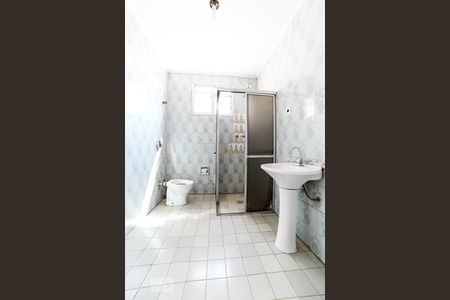Banheiro de casa à venda com 2 quartos, 120m² em Vila Maria Alta, São Paulo