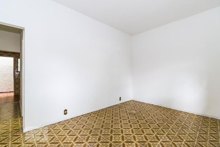 Sala de casa para alugar com 1 quarto, 65m² em Penha Circular, Rio de Janeiro