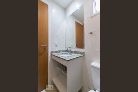 Banheiro de apartamento para alugar com 1 quarto, 45m² em Sumarezinho, São Paulo