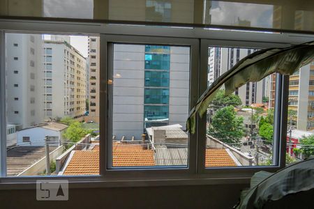 Vista sala  de apartamento para alugar com 2 quartos, 100m² em Itaim Bibi, São Paulo