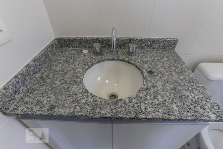 Banheiro de apartamento para alugar com 1 quarto, 38m² em Ipiranga, São Paulo