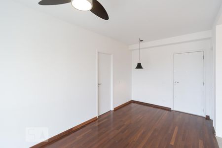 Sala de apartamento para alugar com 1 quarto, 50m² em Vila Cordeiro, São Paulo