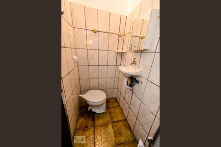 Banheiro de casa para alugar com 1 quarto, 20m² em Parque Continental I, Guarulhos