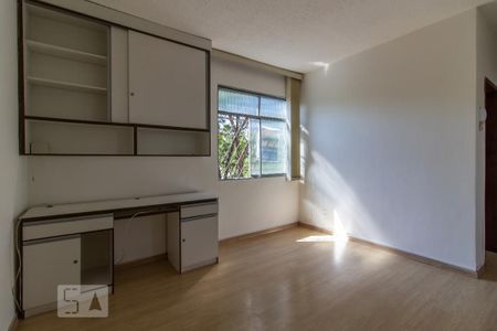 Sala de apartamento à venda com 2 quartos, 55m² em Santa Inês, Belo Horizonte