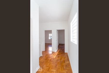 Hall dos Quartos de casa à venda com 3 quartos, 150m² em Vila Paulista, São Paulo