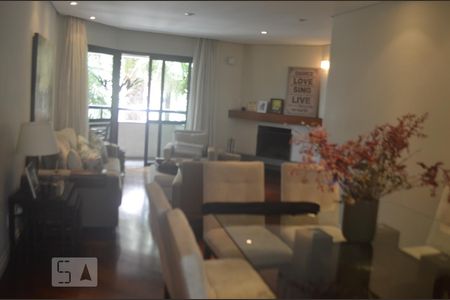 Sala de apartamento à venda com 3 quartos, 130m² em Real Parque, São Paulo