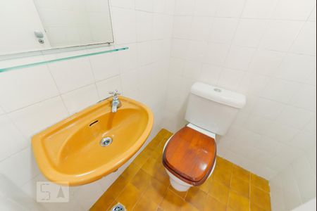 Lavabo de apartamento à venda com 2 quartos, 88m² em Vila Madalena, São Paulo