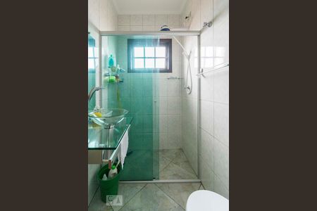 Banheiro de casa para alugar com 3 quartos, 250m² em Jardim das Flores, Osasco