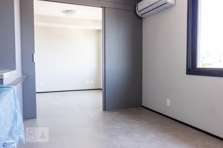 Sala de apartamento para alugar com 1 quarto, 40m² em São João, Porto Alegre