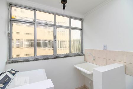 Cozinha de apartamento à venda com 1 quarto, 44m² em Vila Ipiranga, Porto Alegre