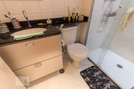 Banheiro de apartamento à venda com 2 quartos, 50m² em Ipiranga, São Paulo