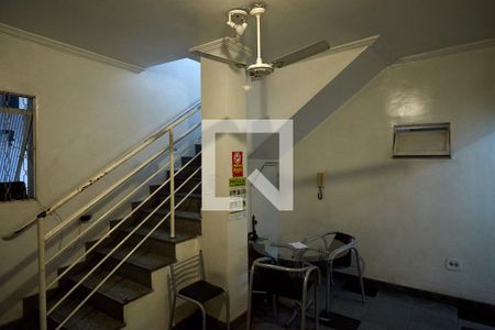 Área comum de kitnet/studio para alugar com 1 quarto, 30m² em Lourdes, Belo Horizonte