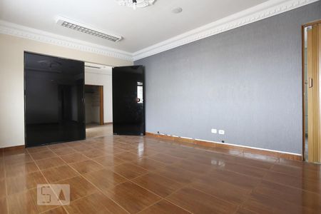 Sala de Estar de casa à venda com 4 quartos, 174m² em Km 18, Osasco