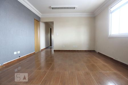 Sala de Estar de casa à venda com 4 quartos, 174m² em Km 18, Osasco