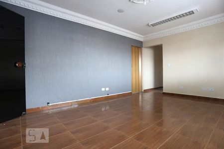 Sala de Estar de casa à venda com 4 quartos, 174m² em Km 18, Osasco