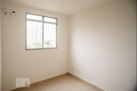 Quarto 2 de apartamento para alugar com 2 quartos, 76m² em Protásio Alves, Porto Alegre
