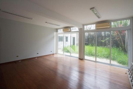 Sala 1 de casa à venda com 5 quartos, 272m² em Jardim das Acácias, São Paulo