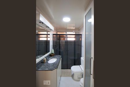 Banheiro de apartamento à venda com 3 quartos, 125m² em Bela Vista, São Paulo