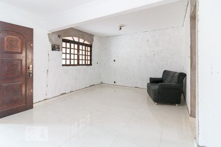 Sala de casa para alugar com 4 quartos, 200m² em Jardim São Roberto, Guarulhos