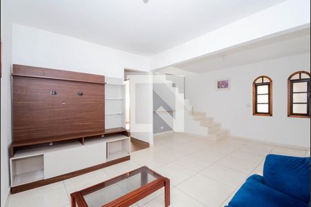 Sala de casa para alugar com 3 quartos, 200m² em Jardim São Roberto, Guarulhos