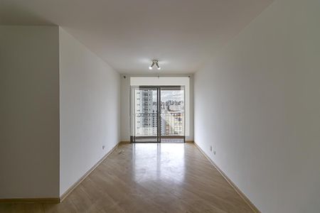 Sala de apartamento para alugar com 2 quartos, 70m² em Moema, São Paulo