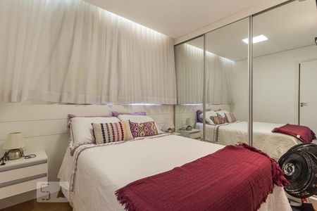 Quarto Suíte de apartamento para alugar com 2 quartos, 56m² em Ouro Preto, Belo Horizonte