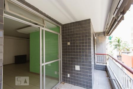 Varanda Sala e Quarto 1 de apartamento para alugar com 4 quartos, 159m² em Anil, Rio de Janeiro