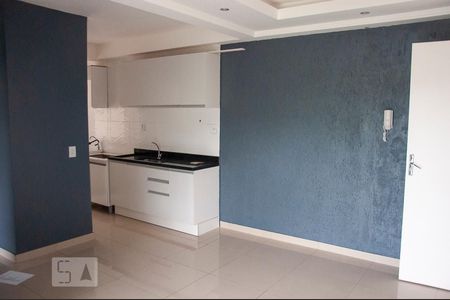 Sala/Cozinha de apartamento à venda com 2 quartos, 60m² em Cavalhada, Porto Alegre