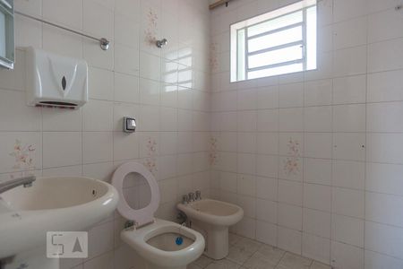 Banheiro de casa para alugar com 3 quartos, 200m² em Parque Industrial, Campinas