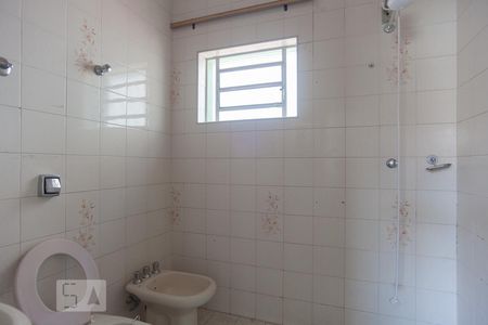 Banheiro de casa para alugar com 3 quartos, 200m² em Parque Industrial, Campinas