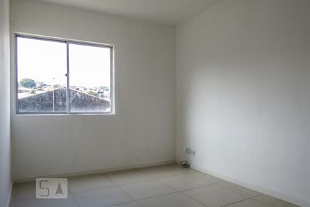 Sala de apartamento à venda com 2 quartos, 75m² em Km 18, Osasco