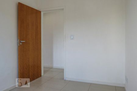 Quarto 1 de apartamento à venda com 2 quartos, 75m² em Km 18, Osasco